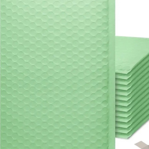 15 Green Poly Bubble Mailers Shipping bags - Picture 1 of 6